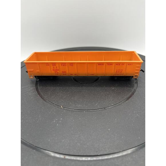 Lot Of 4 Tyco Train Cars VTG Popsicle Santa Fe Union Pacific Virginian - Picture 4 of 16